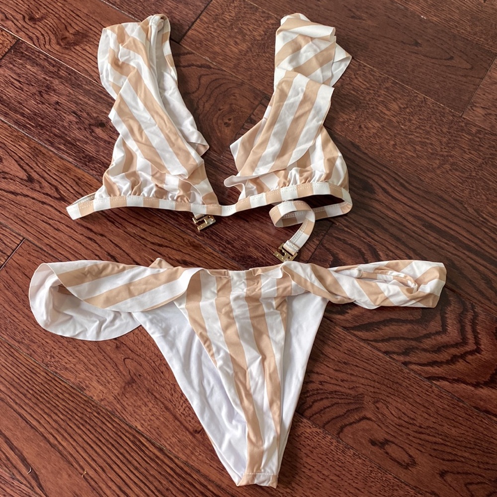 Beach riot bikini - Picture 3 of 5